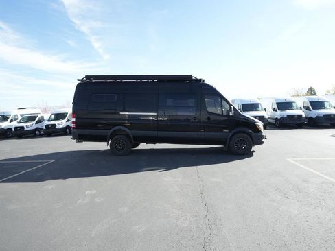 Used 2015 Mercedes-Benz Sprinter 2500 image 5