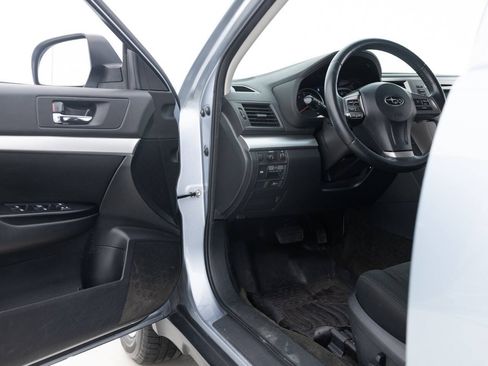 Used 2014 Subaru Outback 2.5i Premium AWD/4WD image 24