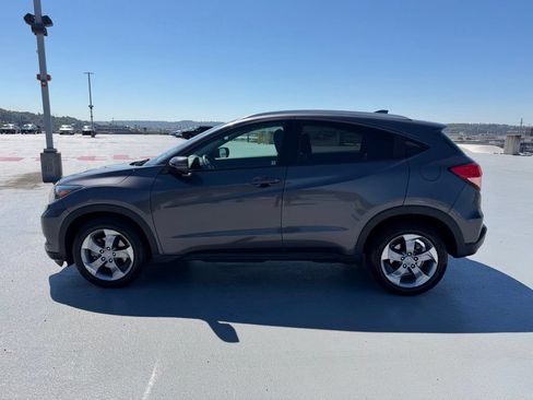 Used 2016 Honda HR-V EX-L image 6