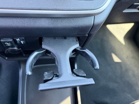 Used 2020 Toyota Sienna Limited Premium w/ Carpet Mat Package AWD/4WD image 27