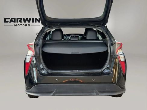Used 2016 Toyota Prius Four Touring w/ Premium Convenience Package FWD image 7