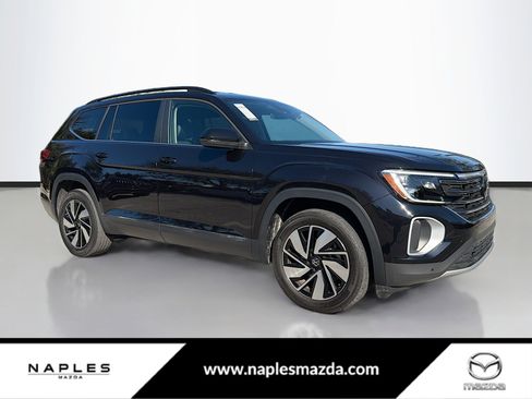 Used 2024 Volkswagen Atlas SE image 1