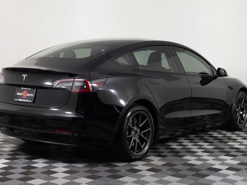 Used 2023 Tesla Model 3 Standard Range RWD image 7