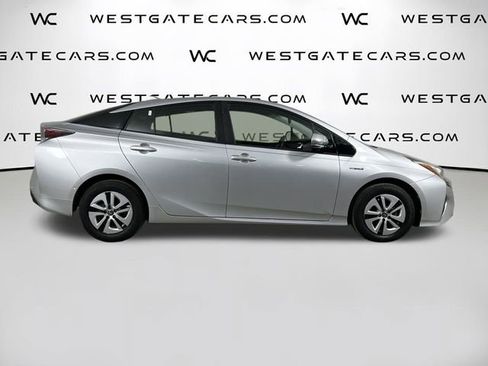 Used 2017 Toyota Prius Two w/ Prius Two Safety Plus Package image 39