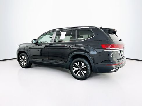 Used 2024 Volkswagen Atlas SE AWD/4WD image 5