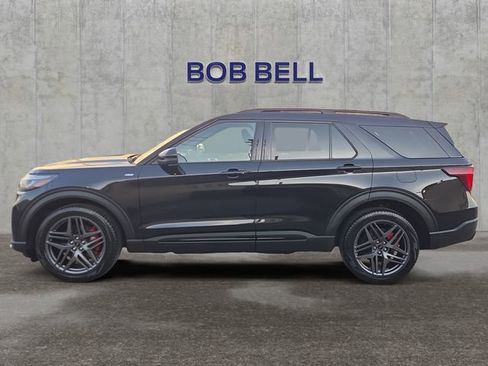 Certified 2025 Ford Explorer ST-Line w/ ST-Line Street Pack image 2