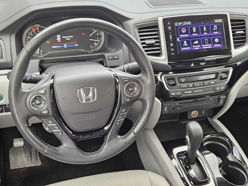 Used 2017 Honda Ridgeline RTL-E image 27