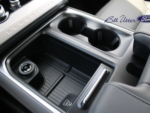 New 2027 Ford Expedition Active RWD image 13