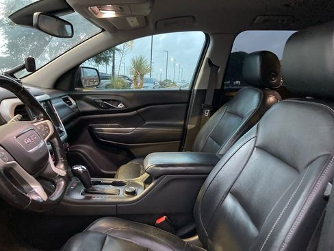 Used 2018 GMC Acadia SLT w/ LPO, Floor Liner Package image 10