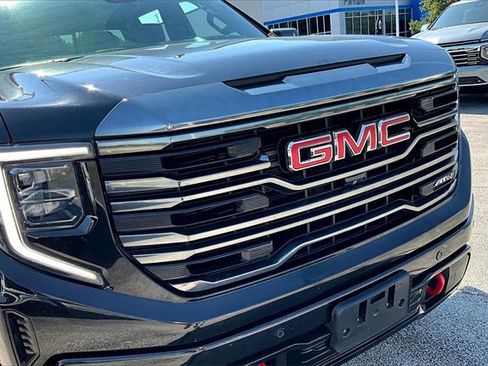 Used 2023 GMC Sierra 1500 AT4 w/ AT4 Preferred Package image 34