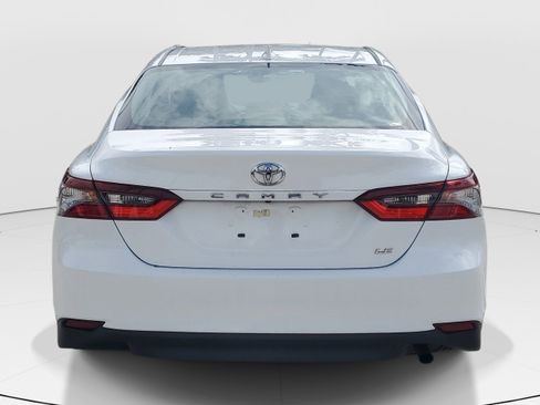 Used 2023 Toyota Camry LE FWD image 4