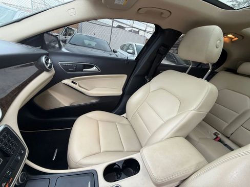 Used 2015 Mercedes-Benz GLA 250 4MATIC image 20