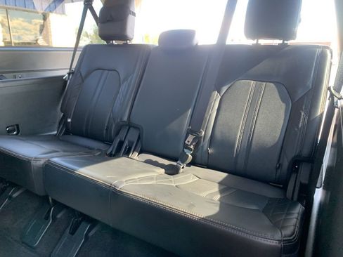 Used 2021 Ford Expedition Max Platinum image 24