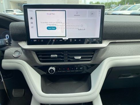 New 2026 Ford Explorer Platinum w/ LUX Leather Package AWD/4WD image 11