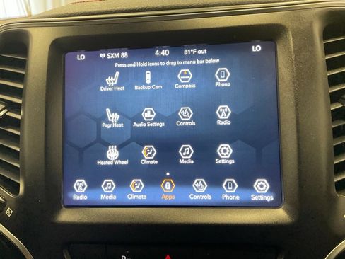 Used 2020 Jeep Cherokee Trailhawk w/ Cold Weather Group AWD/4WD image 21