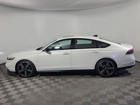 Certified 2026 Honda Accord SE image 10