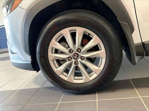 Certified 2023 Toyota Corolla Cross LE AWD/4WD image 7