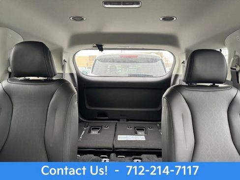 New 2026 Kia Carnival EX image 34