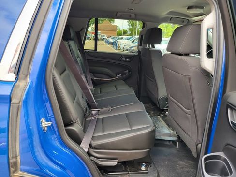 Used 2017 Chevrolet Tahoe 4WD w/ Remote Keyless Entry Package image 24