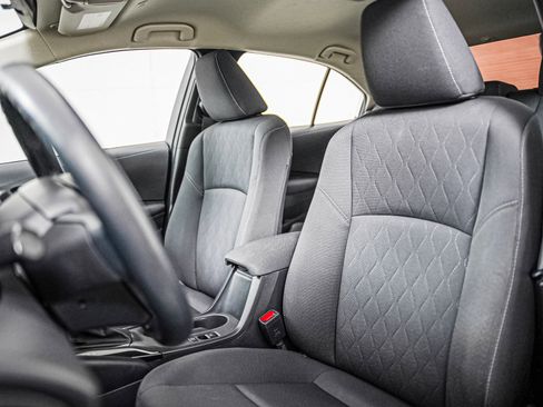 Used 2023 Toyota Corolla LE FWD image 8