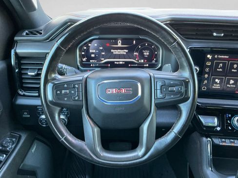 Used 2024 GMC Sierra 1500 AT4 w/ Technology Package AWD/4WD image 12