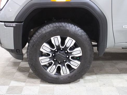 Used 2025 GMC Sierra 2500 Denali image 43