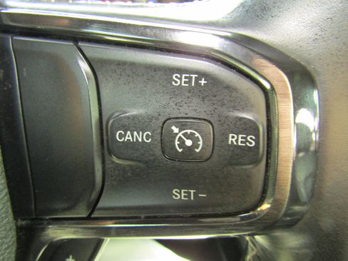 Used 2022 RAM 1500 Limited w/ Off Road Group image 29