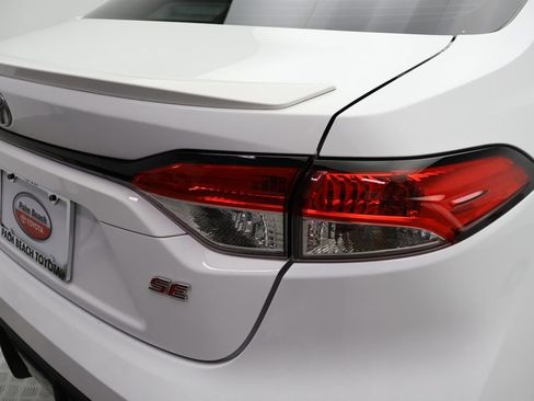 Used 2023 Toyota Corolla SE image 9