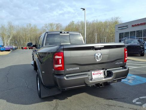 Used 2022 RAM 3500 Laramie w/ Max Tow Package AWD/4WD image 3