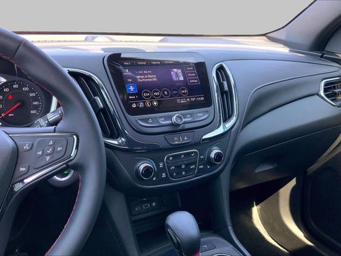 Used 2024 Chevrolet Equinox RS w/ RS Leather Package FWD image 7