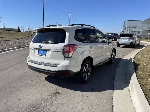 Used 2018 Subaru Forester 2.5i Premium w/ All-Weather Package image 13