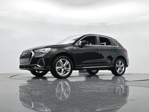 Used 2023 Audi Q3 2.0T Premium Plus AWD/4WD image 38