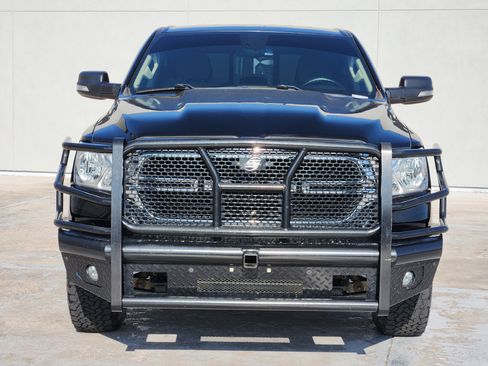 Used 2019 RAM 1500 Big Horn AWD/4WD image 2