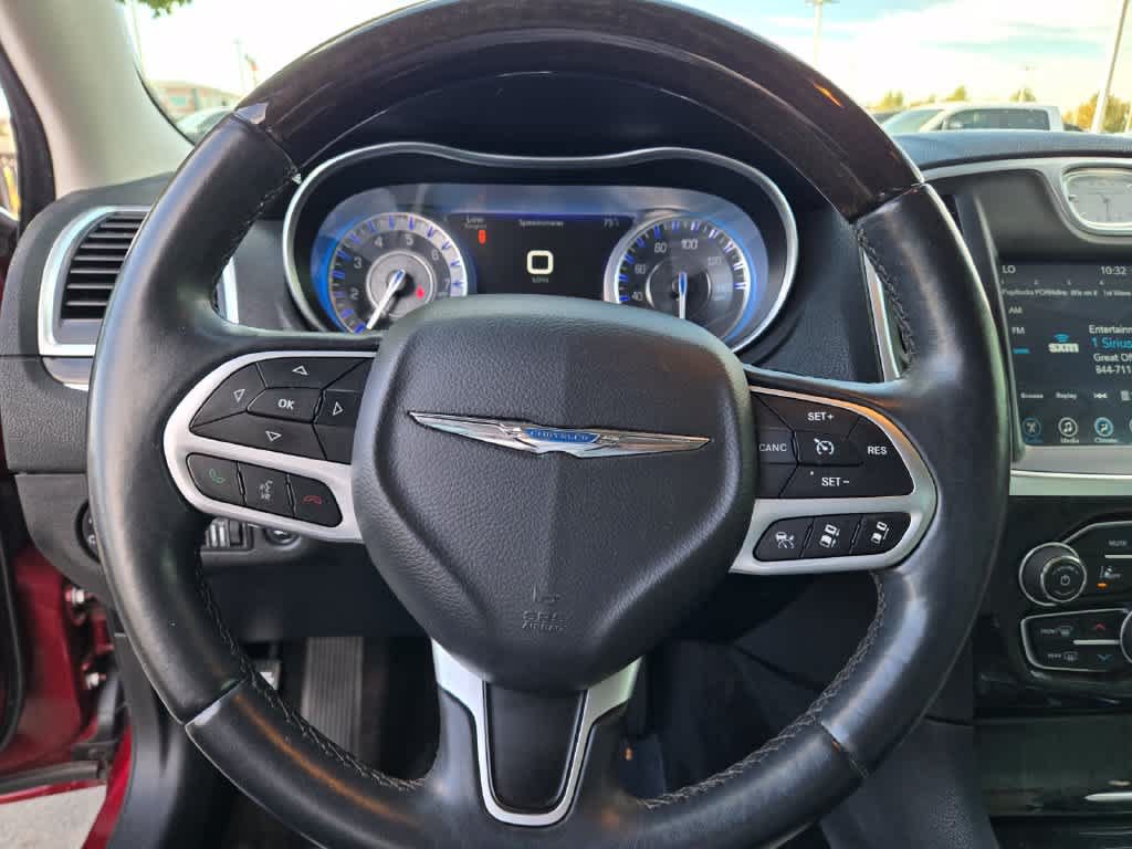 Used 2017 Chrysler 300 C w/ Safetytec Plus Group RWD image 20