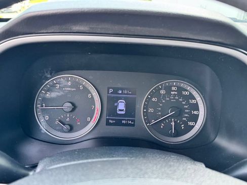 Used 2019 Hyundai Tucson Value AWD/4WD image 29