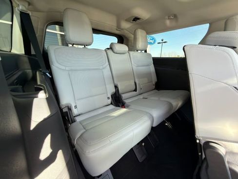 Used 2025 Ford Expedition Max Platinum w/ Platinum Ultimate Package image 12