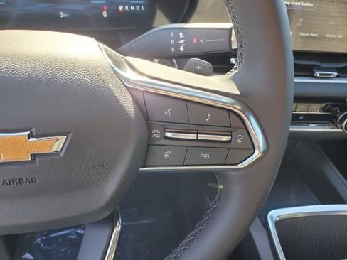 New 2026 Chevrolet Equinox LT image 18