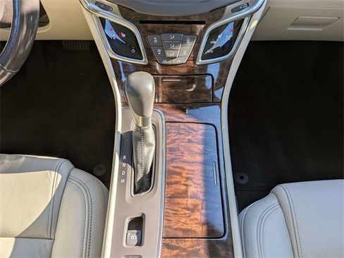 Used 2014 Buick LaCrosse Leather w/ Driver Confidence Package image 17