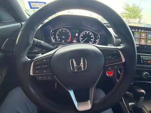 Used 2018 Honda Accord Sport image 26