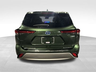 Used 2023 Toyota Highlander Platinum