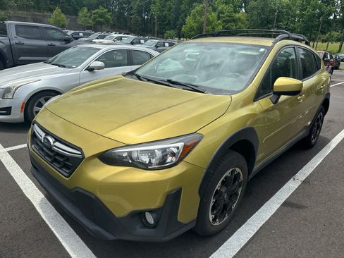 Used 2021 Subaru Crosstrek 2.0i Premium AWD/4WD image 11