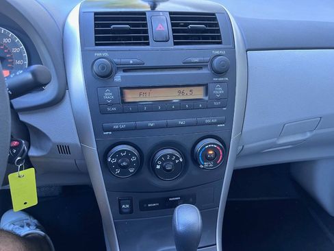 Used 2009 Toyota Corolla LE FWD image 10