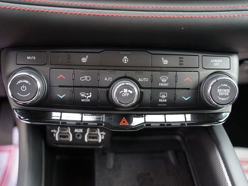 Used 2024 Dodge Durango R/T w/ Blacktop Package AWD/4WD image 14