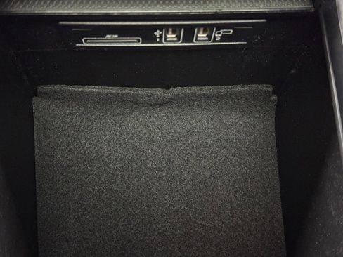 Used 2021 Mercedes-Benz G 550 w/ AMG Line image 39