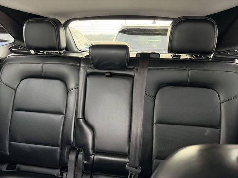 Used 2025 Ford Escape Platinum image 22