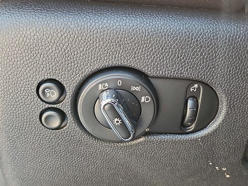 Used 2024 MINI Cooper S FWD image 23