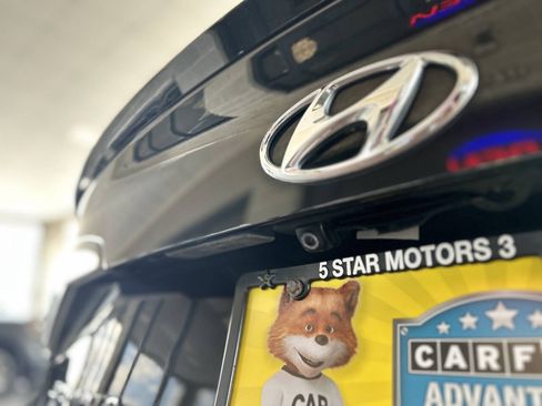 Used 2016 Hyundai Sonata Limited FWD image 17