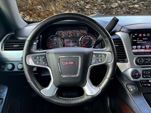 Used 2016 GMC Yukon SLT w/ Open Road Package image 5