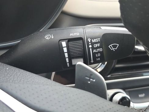 Used 2023 Genesis G70 2.0T w/ Sport Prestige Package RWD image 37