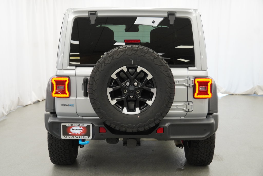 Used 2024 Jeep Wrangler Unlimited Rubicon 4xe w/ Technology Group AWD/4WD image 14